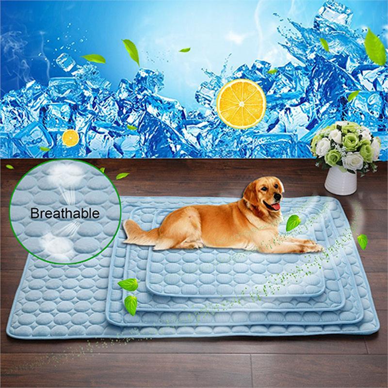 Pet pad for cooling in Summer